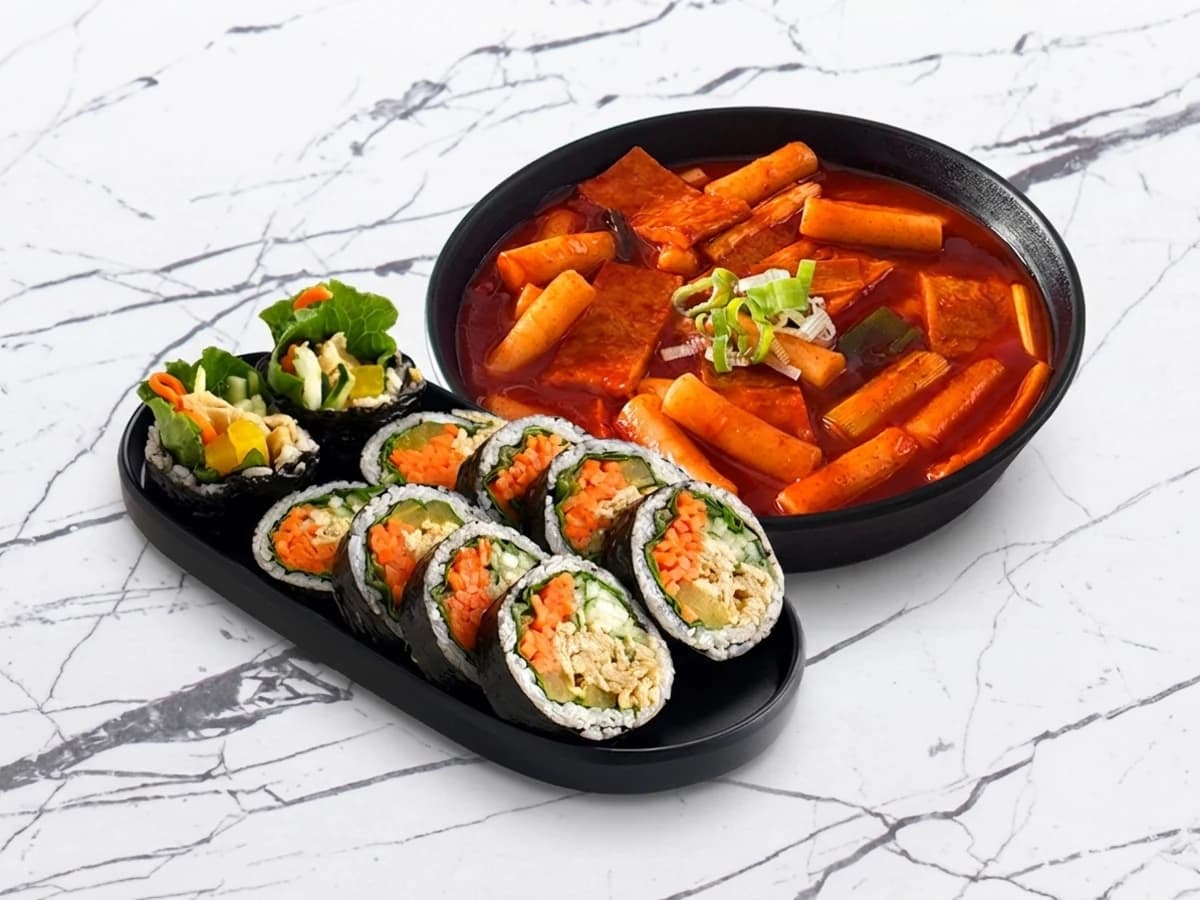 Gimbap + Tteokbokki Combo